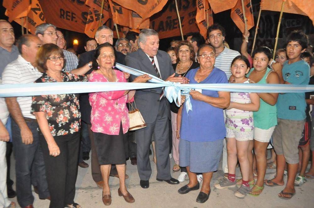 El Intendente Infante habilit� obras de pavimento 