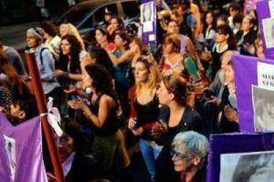 En Viedma tambi�n repudiaron fallo tucumano