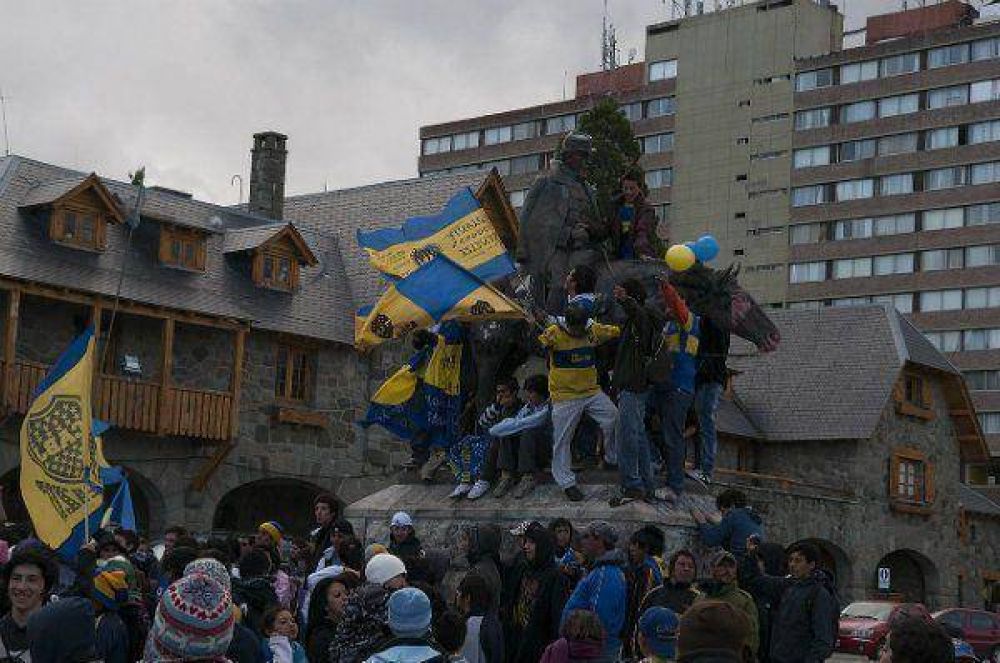 En Bariloche, el 12 del 12 del 12, "la 12" termin� mal
