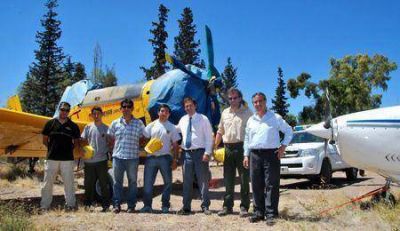 Ambiente recibi� dos aviones para combatir incendios forestales  