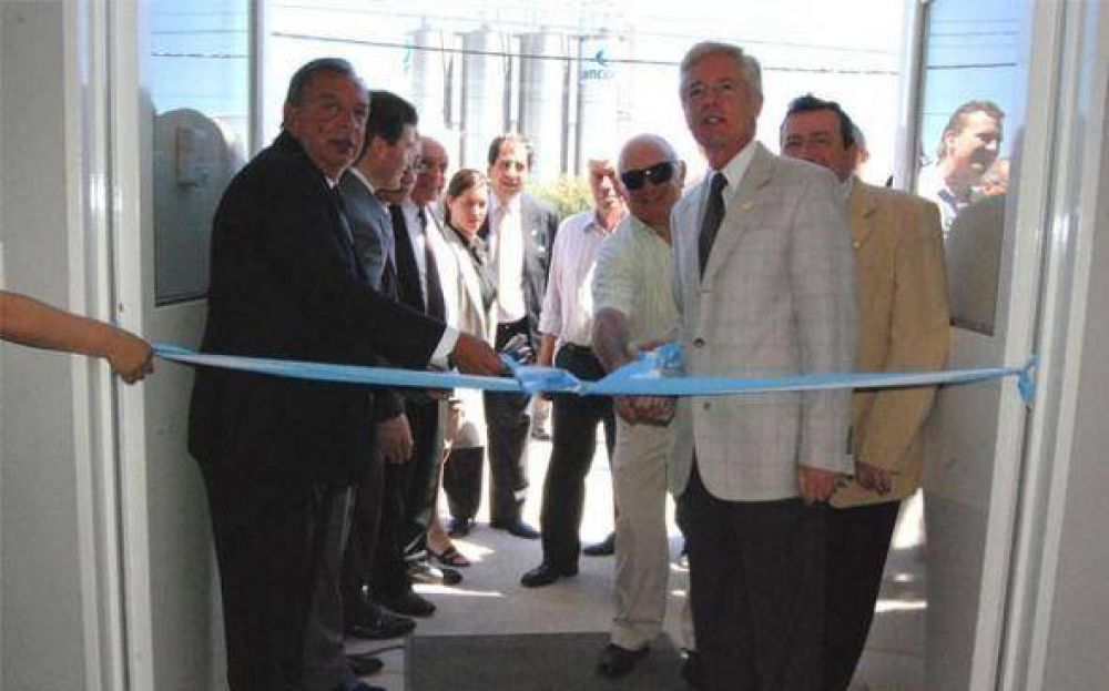 Inauguran una nueva sede de la C�mara Empresaria en el Parque Industrial de Pilar