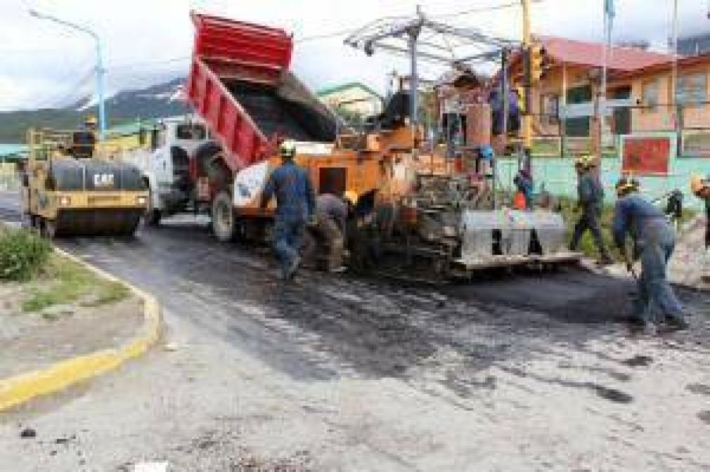 Repavimentan la avenida Magallanes