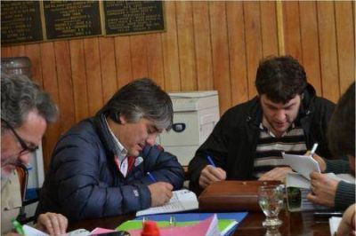 Este viernes se tratar� el presupuesto