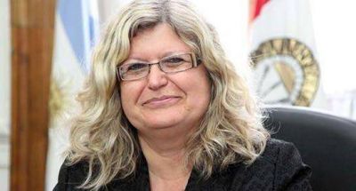 Educaci�n recibe a los gremios