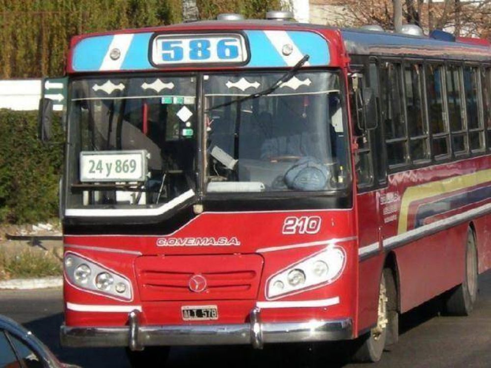 La 586 depende de "papeles"