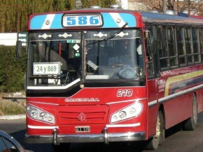 La 586 depende de "papeles"