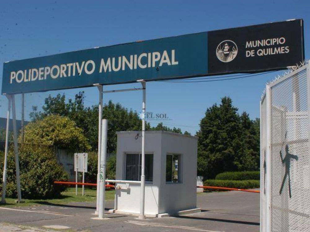 Quejas por el Polideportivo