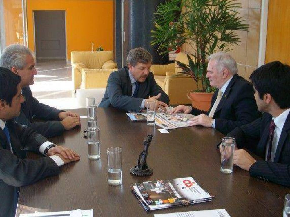 El C�nsul de Mozambique en Argentina interesado en modelos productivos de San Luis