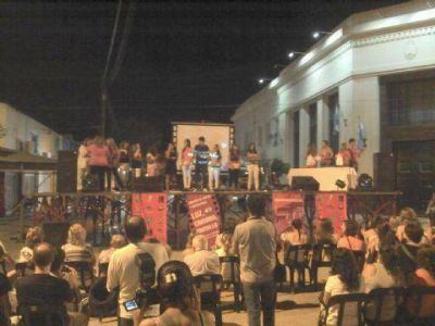 Entregaron premios del concurso �Luz, C�mara, Ramallo�