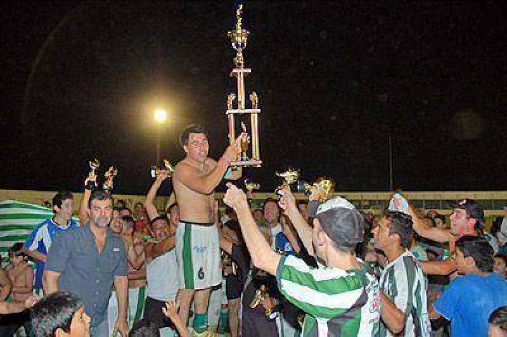 Alem es el nuevo campe�n del f�tbol de nuestra ciudad