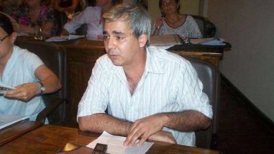 El radicalismo avanza con la expulsi�n del concejal d�scolo	