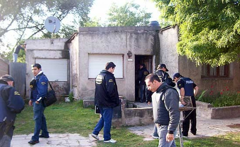 Detienen a un pr�fugo del penal de Sierra Chica: lo vinculan al hallazgo de 6 kilos de marihuana