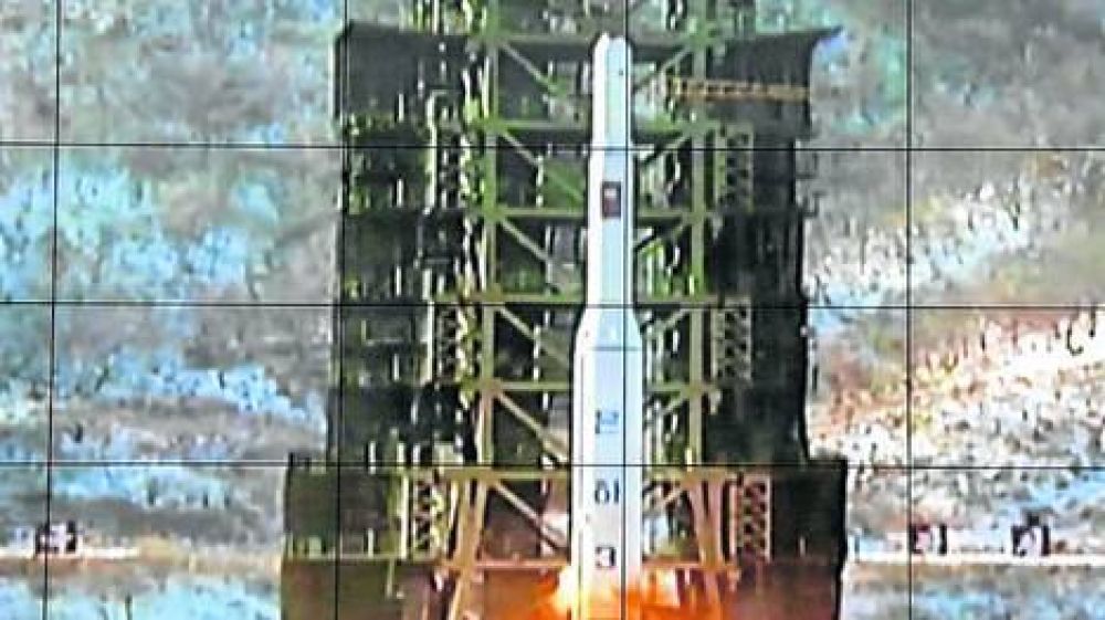 Corea del Norte lanz� un cohete de largo alcance, en un nuevo desaf�o internacional