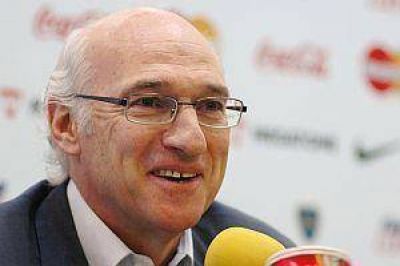 Bianchi, reunido con Angelici para acercarse m�s a Boca