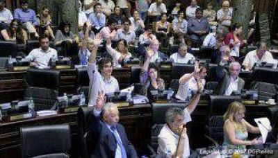 Repudio un�nime al juicio por Marita Ver�n