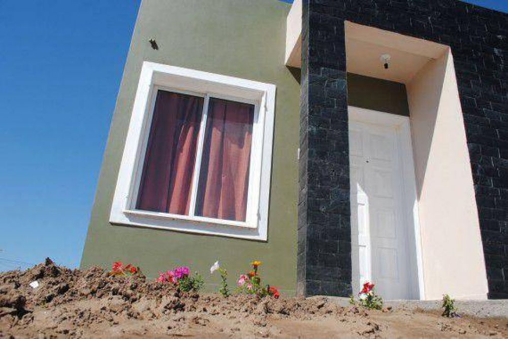 300 nuevas viviendas se entregan este s�bado en Villa Mercedes