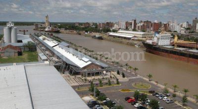 La provincia est� en condiciones de licitar el traslado del puerto