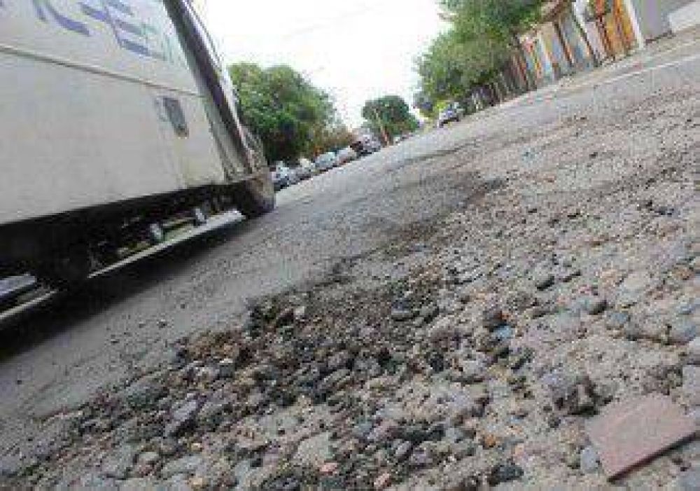 Quejas por bacheos que se vuelven a romper 