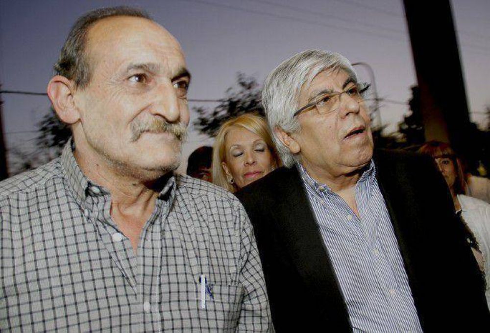 Cr�tico y con viejos reclamos: Moyano pas� por Mendoza para inaugurar un hospital para camioneros 