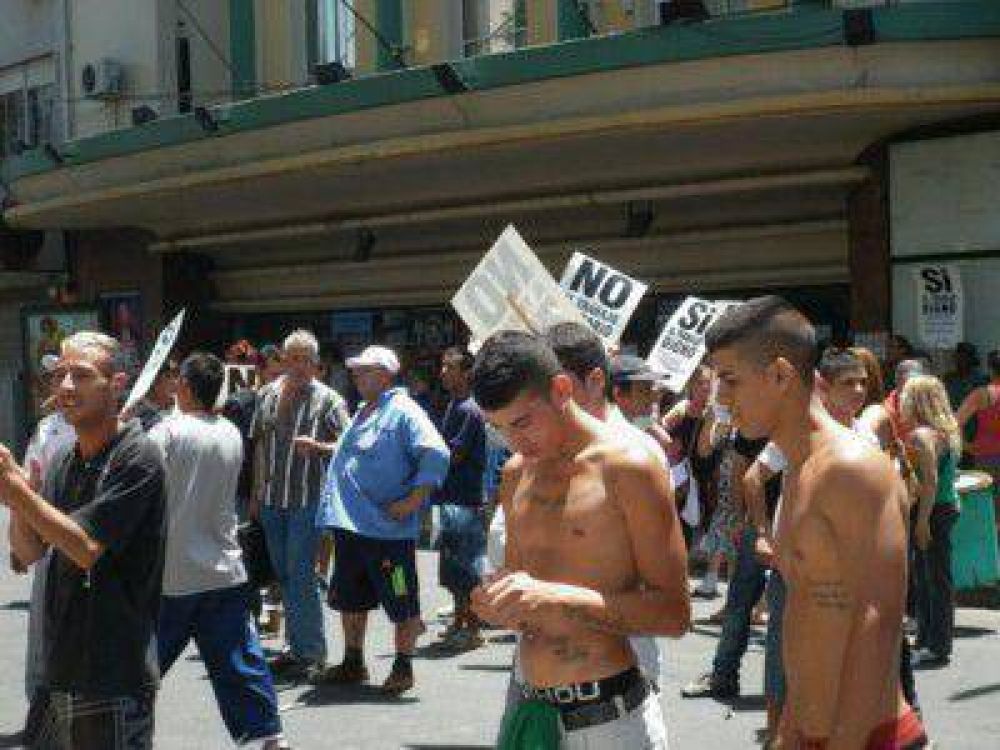 Predio embargado por la Justicia y estafa a feriantes