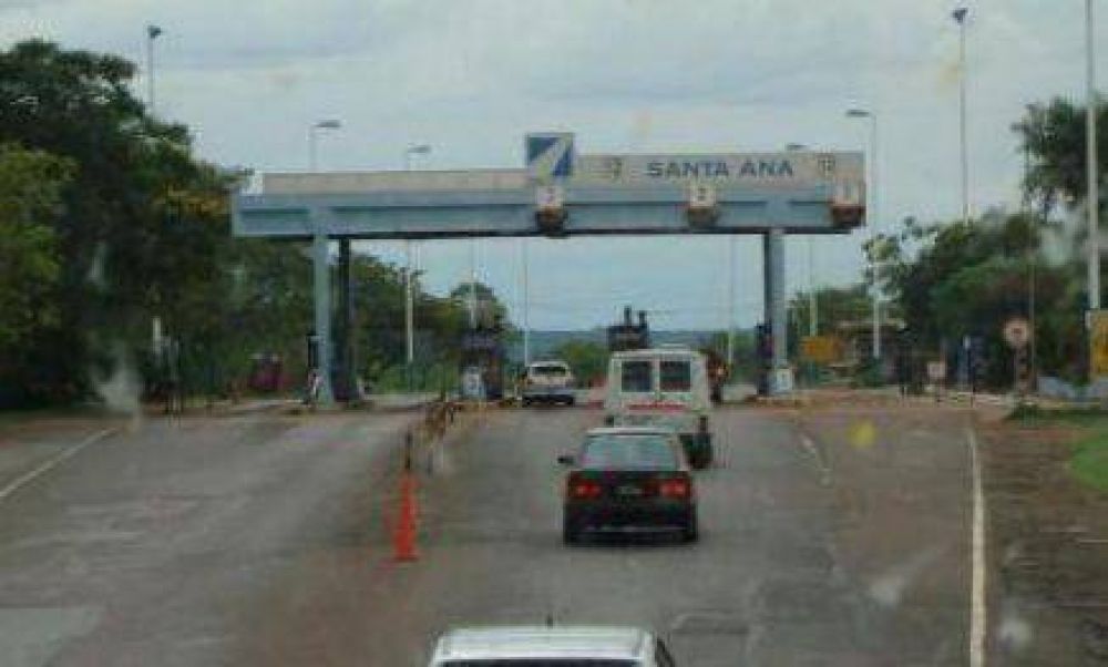Closs dijo no estar conforme con la concesionaria del peaje de la RN12