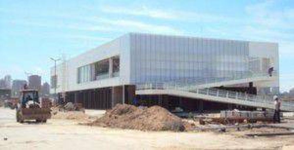 Destacaron la importancia del dragado del puerto y confirmaron que se pondr� tambi�n en funcionamiento la nueva terminal de cruceros