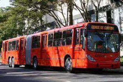 Delegaci�n local en Curitiba analiz� los nuevos colectivos h�bridos