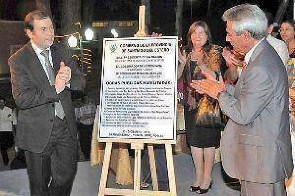 El gobernador resalt� el convenio firmado con Cristina para el plan Argentina Conectada 