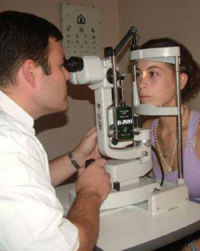 Destacan el rol de los m�dicos oftalm�logos 
