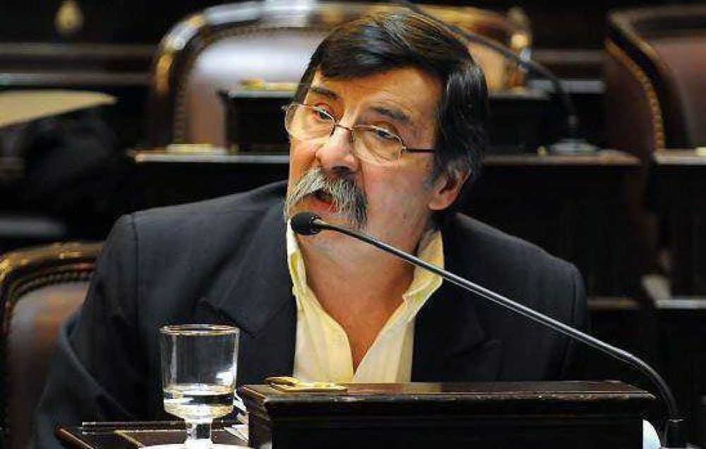Mart�nez pidi� respetar la institucionalidad de la Provincia