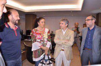 Tras reunirse con Insfr�n, Gustavo L�pez presento la Concertaci�n FORJA Formosa 