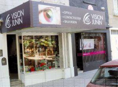 En Jun�n, las �pticas se ven afectadas por el bloqueo de productos importados