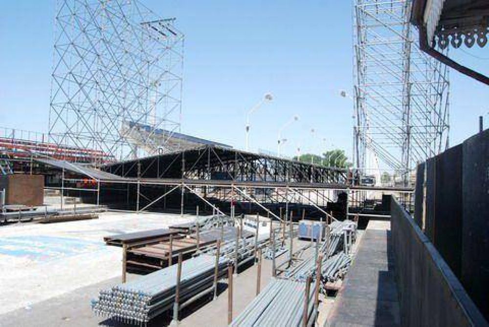 Comienzan a llegar fan�ticos de La Renga y la polic�a se refuerza con 180 efectivos