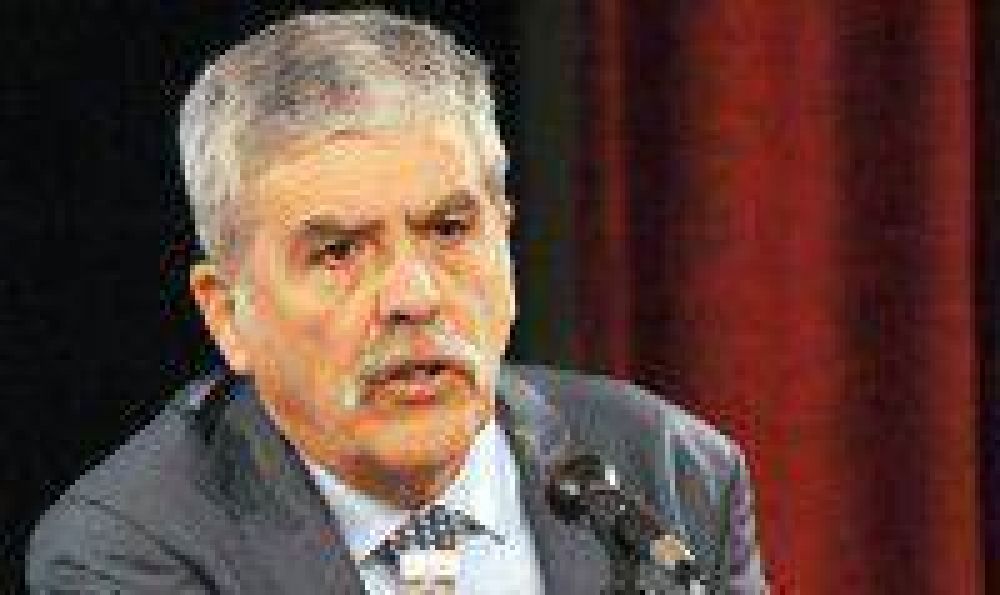 De Vido: "Se invertir�n entre 1.200 y 1.300 millones de pesos en Atucha II"