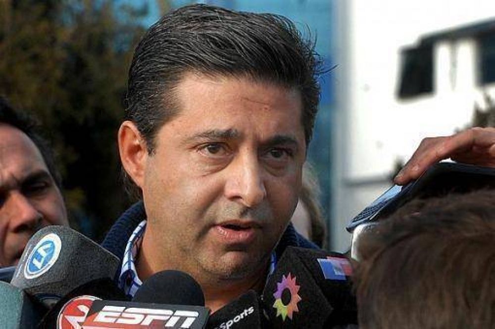Angelici: "El lunes se define lo de Bianchi, pero no pienso en un no"