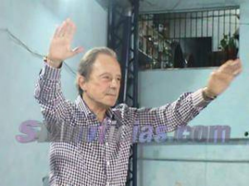Con una cena en Olivos, reapareci Enrique Japons Garca