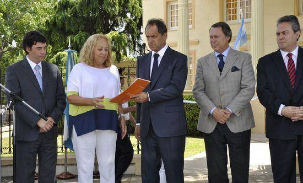 Scioli entreg� a la Intendente la Disposici�n Previa que declara factible el proyecto de creaci�n del SIP