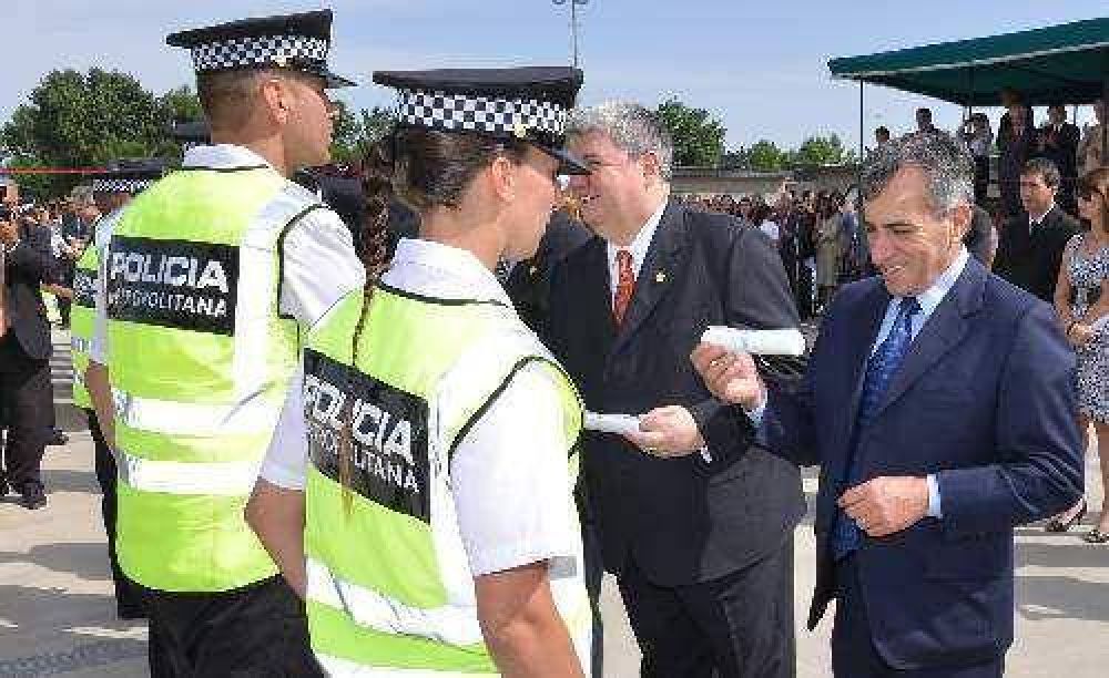Cariglino acompa�� a Macri en el egreso de cadetes de la Metropolitana