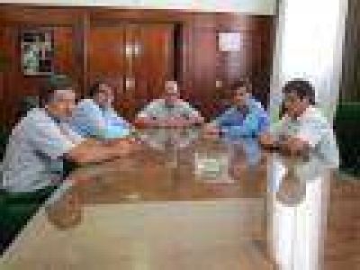 El presidente de ABSA se reuni� con Zurro en Pehuaj� 	