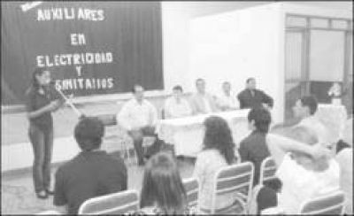 Finaliz� el primer curso de capacitaci�n en oficio para personal de servicio 