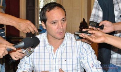 Camau tild� de inoportuno el adelanto de las elecciones 