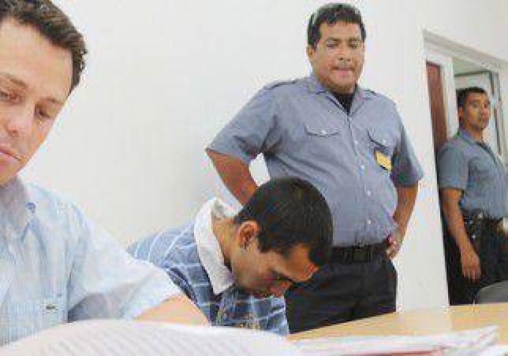 Penas de 10 y 14 a�os por el crimen del joven Mart�nez  