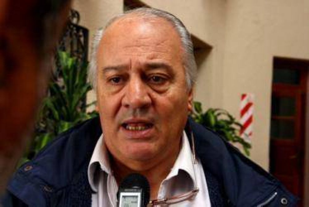 Ledo cuestion� la discrecionalidad que tiene el Ejecutivo para renegociar los contratos petroleros 
