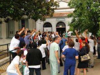Se profundiza el conflicto con los trabajadores del Hospital Pintos