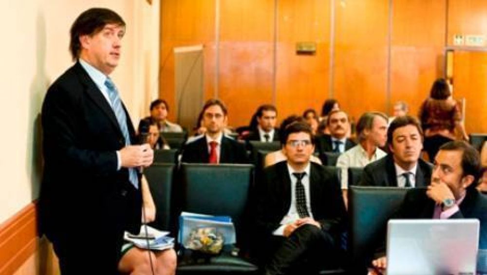 M�dicos auditores de OSEP quieren cobrar m�s de $20.000 