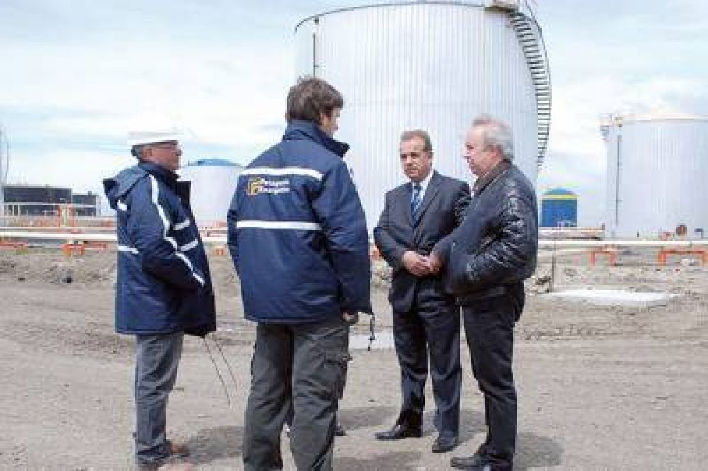 Peralta: �Va a ser la refiner�a m�s importante de la Patagonia�