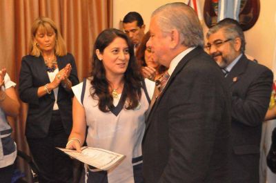 El Intendente Infante entreg� computadoras y equipamiento a los Jardines de Infantes Municipales 