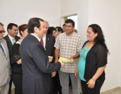 Familias de Forres acceden a viviendas 