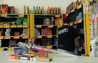 Arrancaron los controles a la venta de pirotecnia