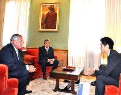 El Gobernador recibi� a ejecutivo  de Toyota 